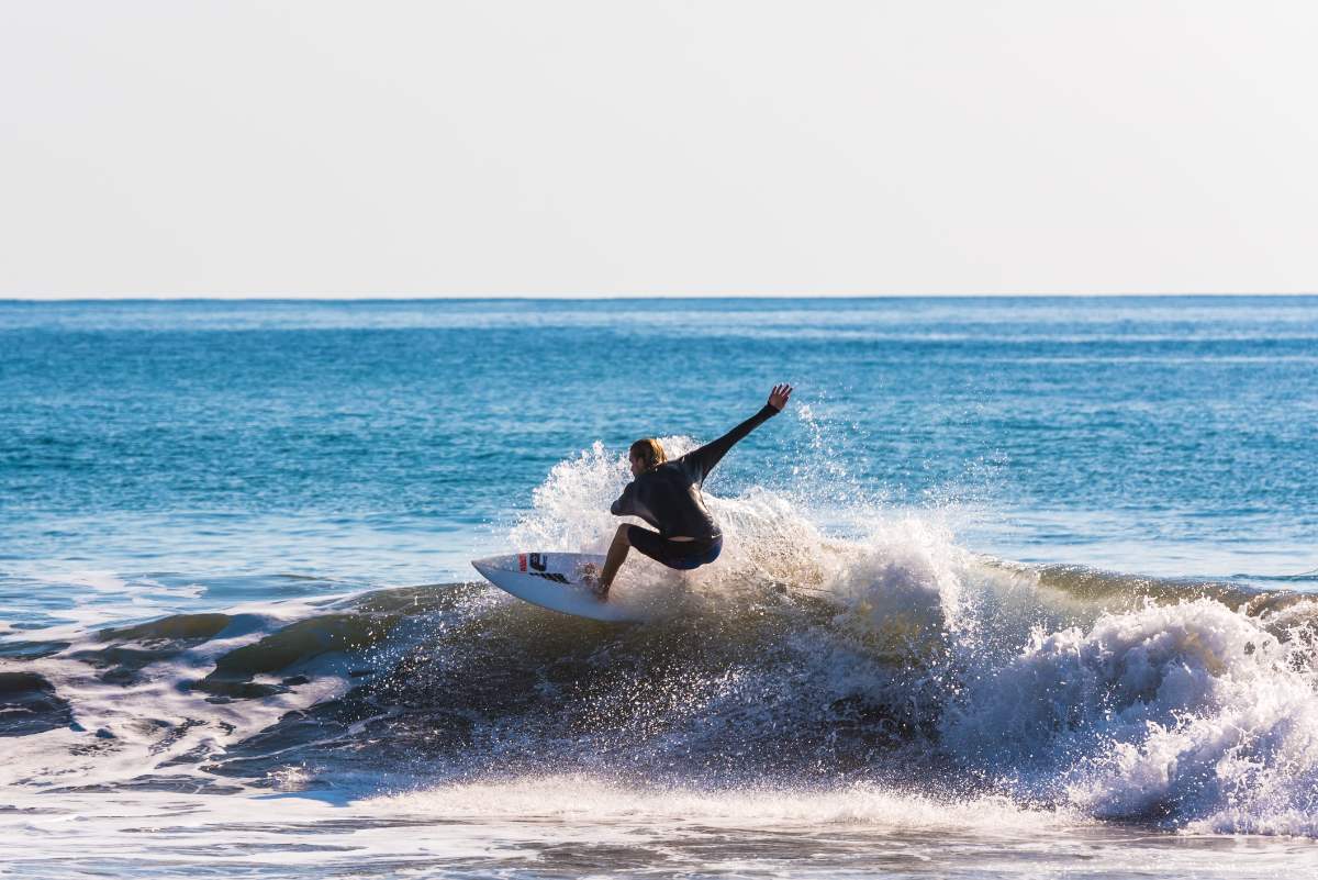 Was Man In Tamarindo Costa Rica Tun Kann Surfen