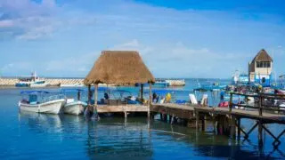 Hoe kom je van Holbox naar Chiquila, Mexico?